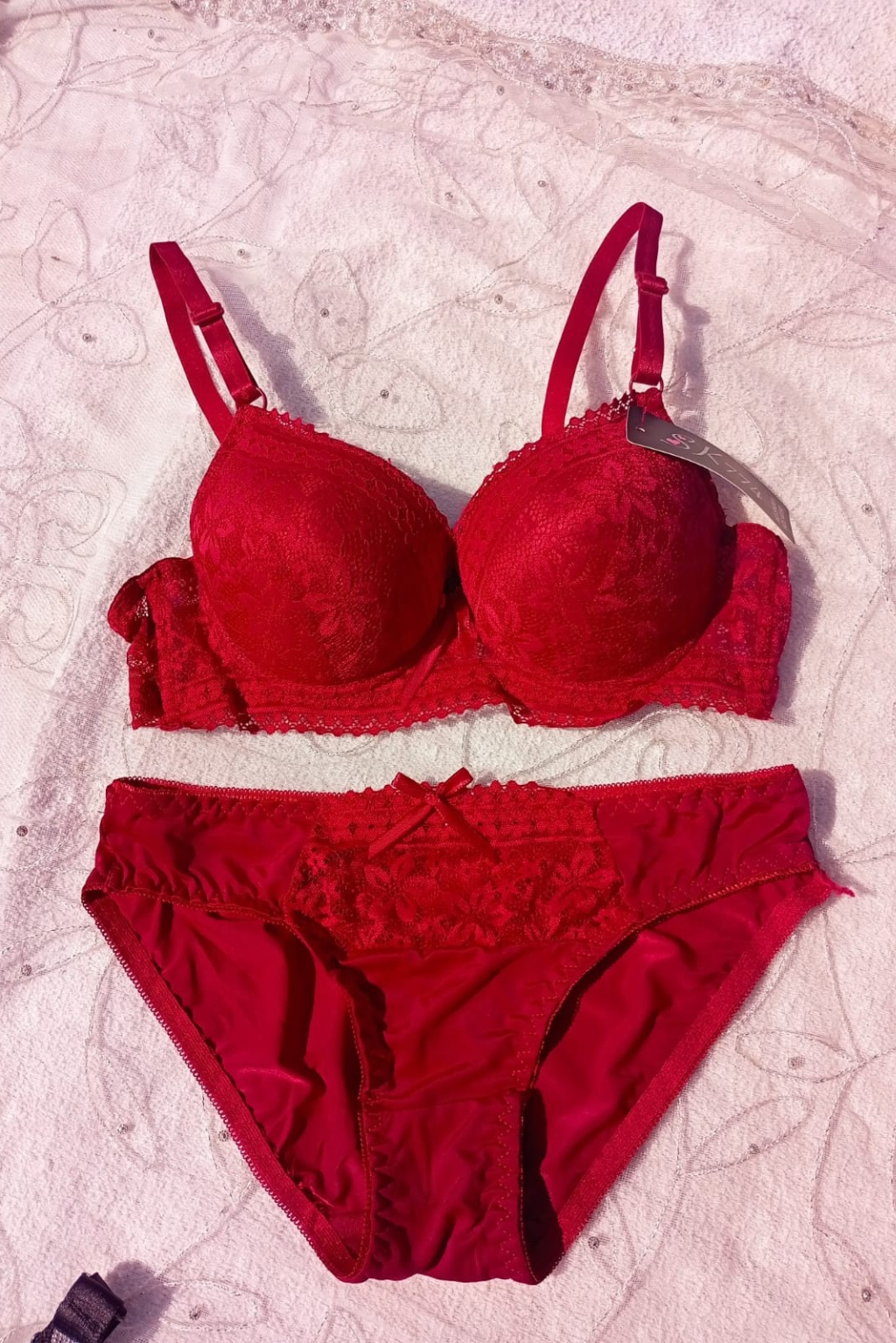 Elegant Bridal Soft Lace Double Padded Lingerie Set