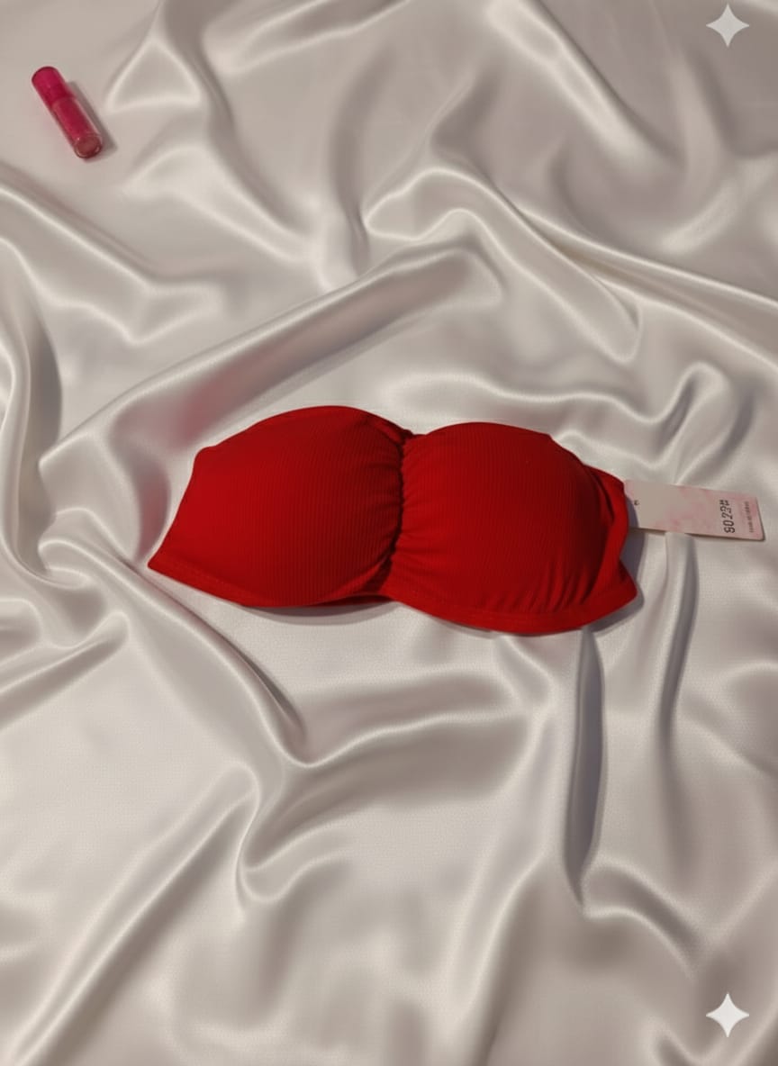 Red Seamless Strapless Padded Bra