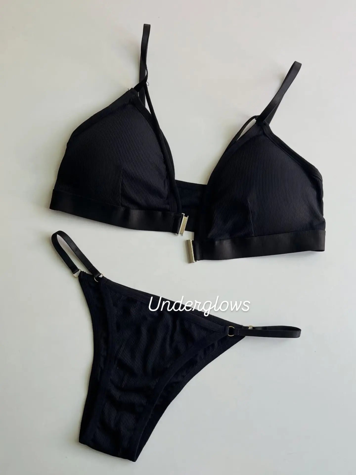 Luna lace deep V triangle cup Criss Cross Bra & Panty Set( Free size)