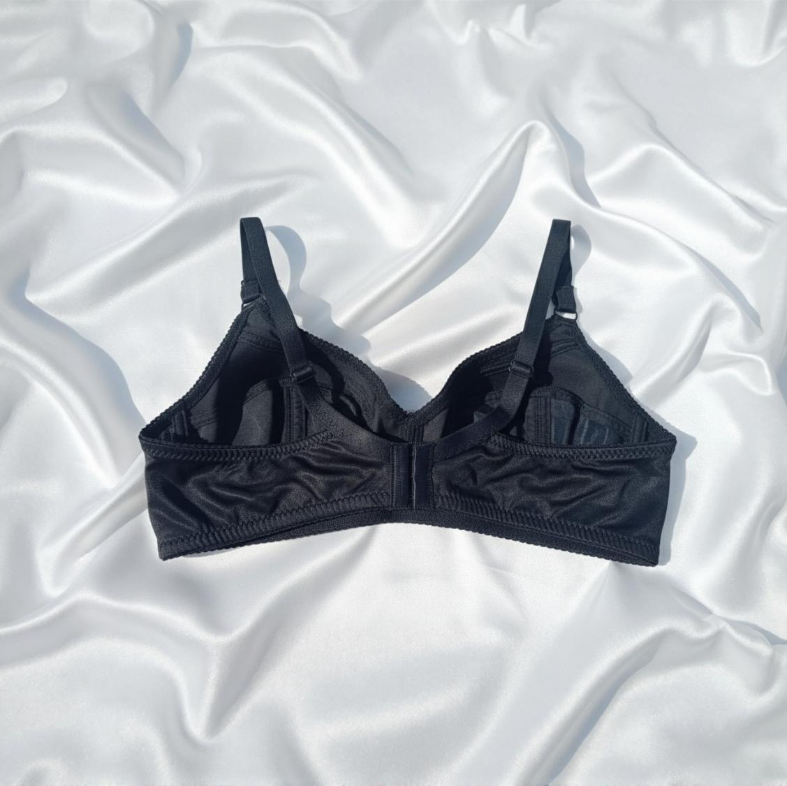 Premium Black Net Lacy Bra (Non Padded - Non Wired Bra)