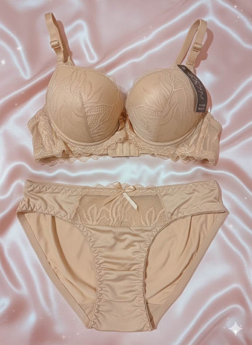 Malai fabric lace Wired  Padded Lingerie Set